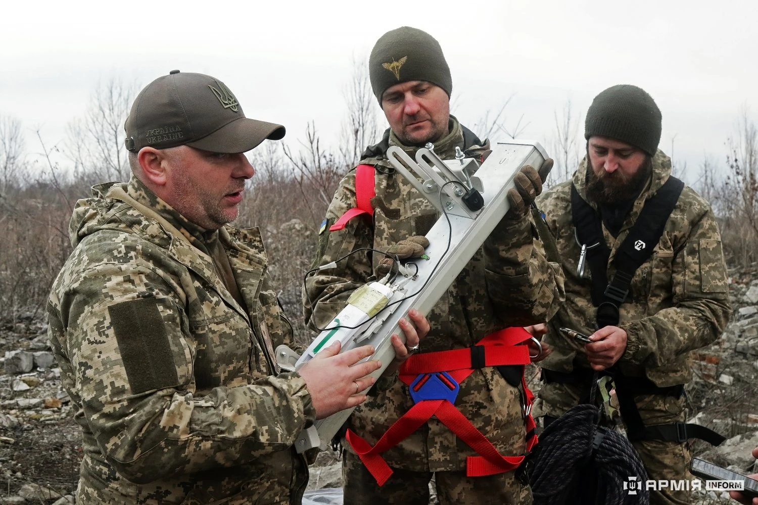 Хто постачає «повітря» на війні, або Чому зв’язківці не люблять, коли про них згадують