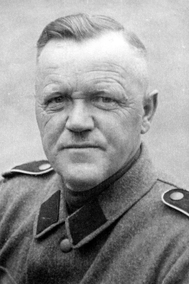 Аверкій Гончаренко під час навчання у Лєшанах, 1943 рік