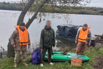 Ухилянт намагався переплисти Тису на каяку