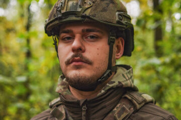 «Спіймав кулю щелепою і виплюнув»: боєць «База» розповів про бій, який міг стати останнім