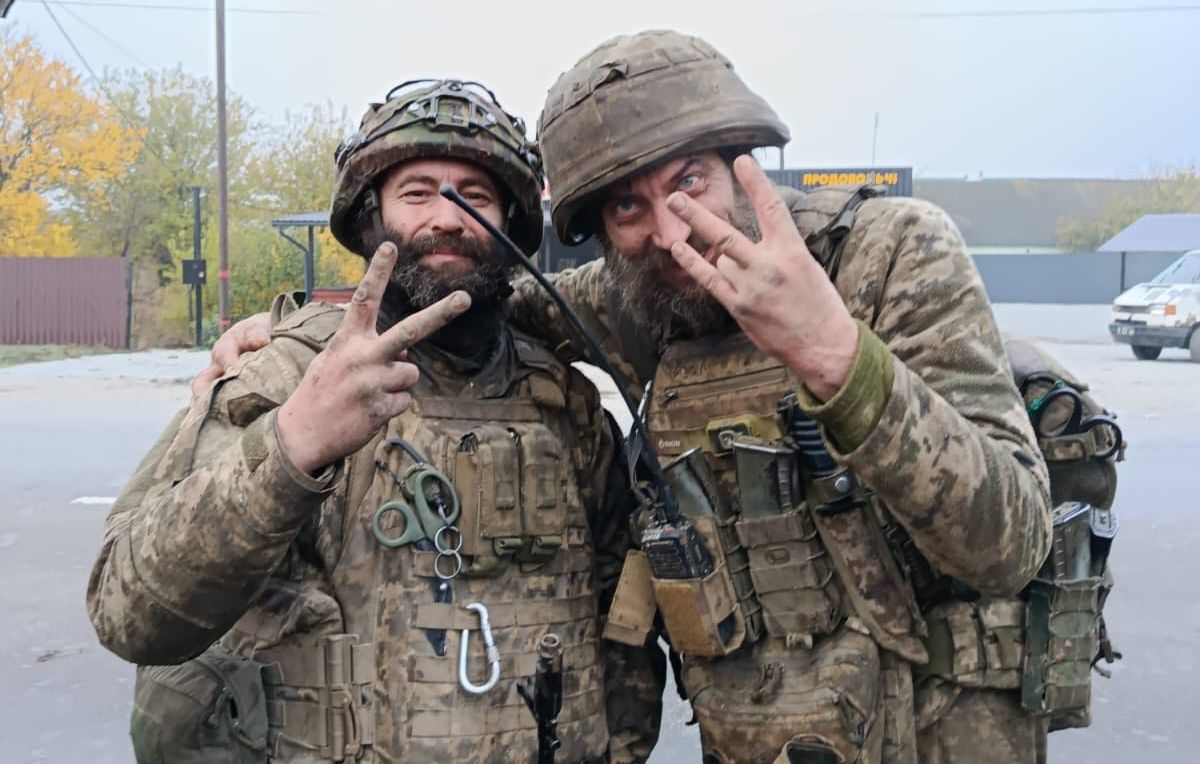 Двоє бійців ЗСУ 165 діб тримали оборону на лінії боєзіткнення під ударами дронів та артилерії