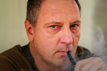 «Я не мав права залишатись у тилу»: шлях офіцера з Покровська, який проміняв політику на фронт