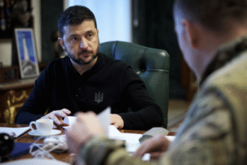 Додаткові гелікоптерні групи та відновлення енергетики: Зеленський провів Ставку