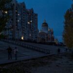 У низці областей енергетики застосували аварійні відключення світла