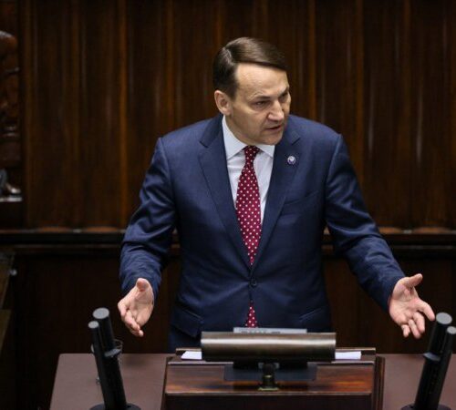 Сікорський: вирішення конфлікту в Україні простіше, ніж припинення війни на Близькому Сході