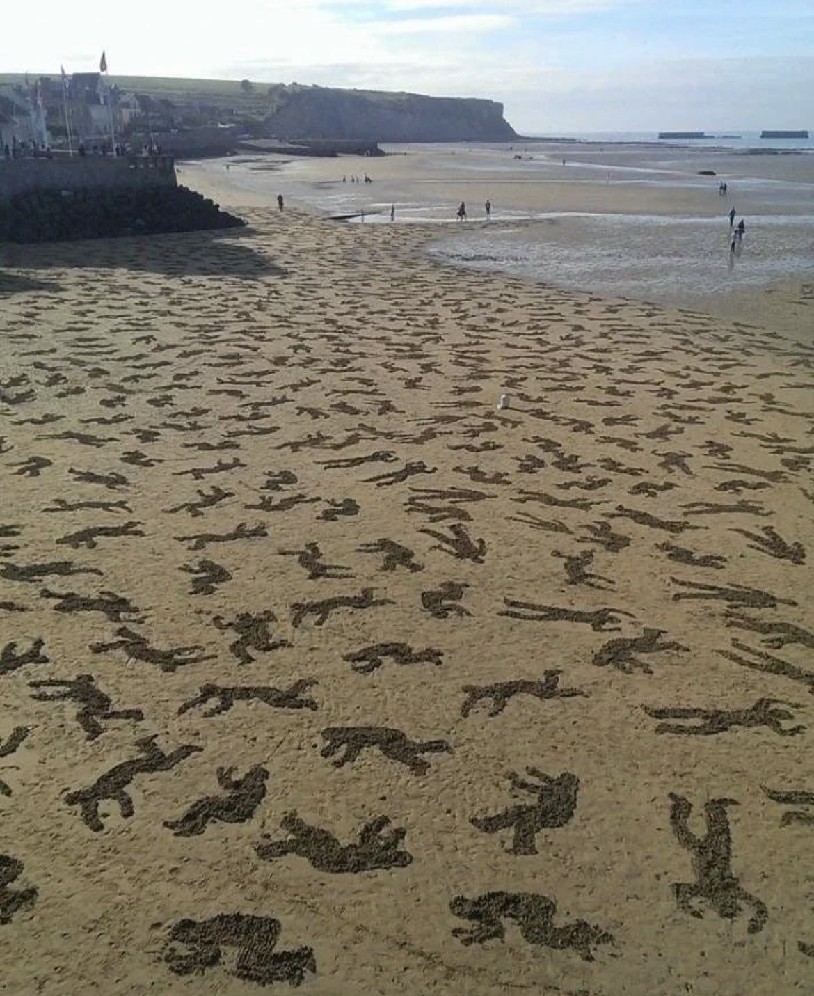 Jamie Wardley and Andy Moss, The Fallen 9,000, 2013
