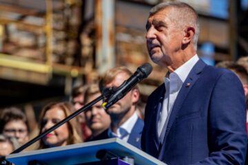 Міністр закордонних справ Чехії назвав майбутнього прем’єра “маріонеткою Орбана”