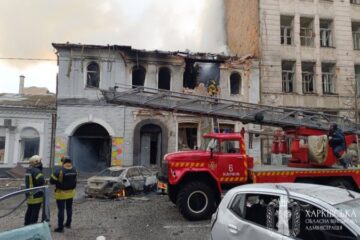 Внаслідок обстрілів Харківщини загинули цивільний і рятувальник