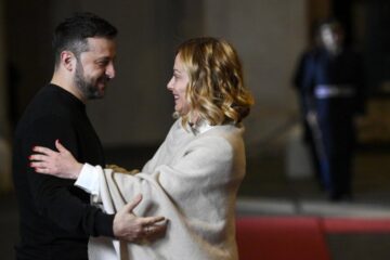 Зеленський обговорив із Мелоні захист енергосистеми України та використання заморожених активів РФ