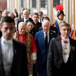 Король Чарльз ІІІ та Папа Лев XIV провели історичну спільну молитву