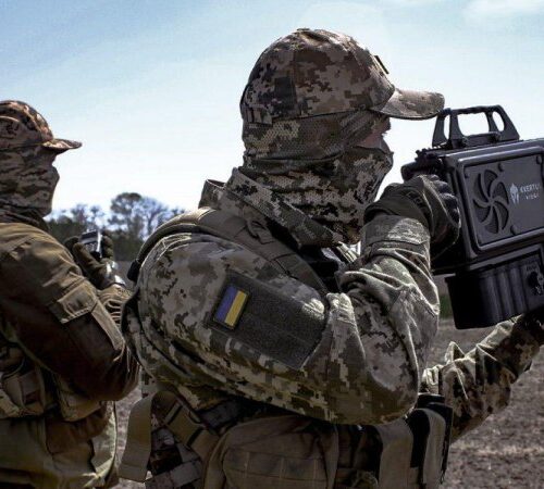 В Естонії біля військового містечка Сил оборони збили дрон