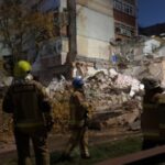 Під завалами будинку у Хмельницькому деблокували загиблу