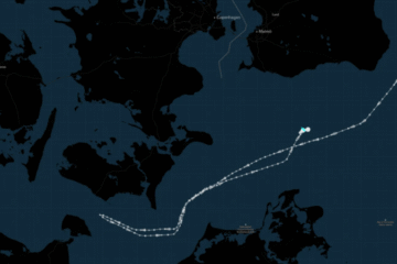 Bloomberg: танкер із російською нафтою, який прямував до Індії, розвернувся у Балтійському морі після санкцій США