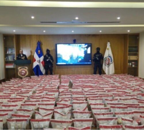 В ході міжнародної антинаркотичної операції у Словаччині вилучили понад 2,2 тонни кокаїну