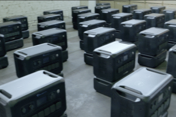 Третій армійський корпус отримав десятки потужних зарядних станцій від волонтерів