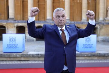 Напередодні виборів у Угорщині проорбанівська медіагрупа придбала провідний таблоїд Угорщини