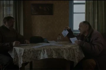Як бестселер Андрія Куркова «Сірі бджоли» перетворили на камерний фільм про війну