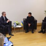 Володимир Зеленський обговорив з прем’єром Фінляндії закупівлю далекобійних ракет