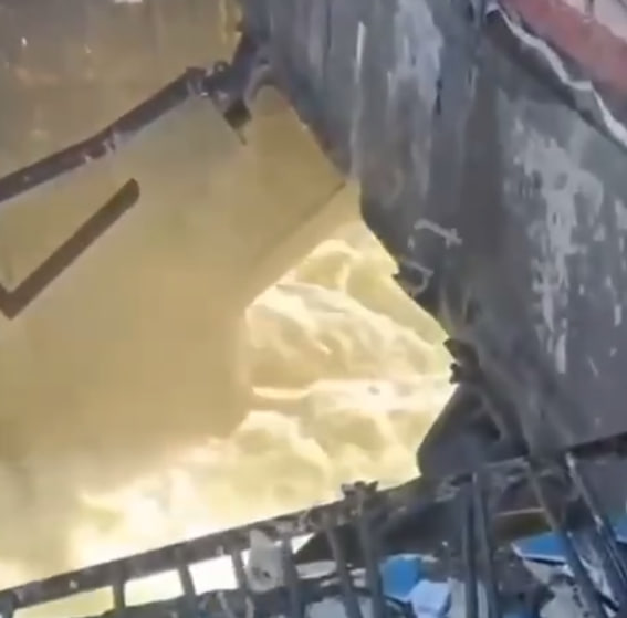 Російські бліндажі під водою: «Мадяр» розповів про наслідки удару по дамбі біля Бєлгорода