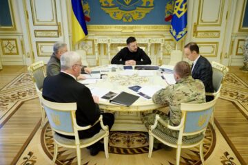 «Далекобійні санкції діють найшвидше» — Президент визначив основні напрями подальшого тиску на рф