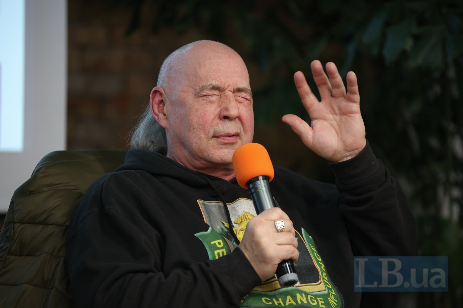 Олег Покальчук