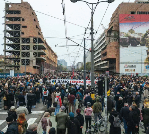 У Сербії протестують проти закону, що прискорює будівництво комплексу зятя Трампа