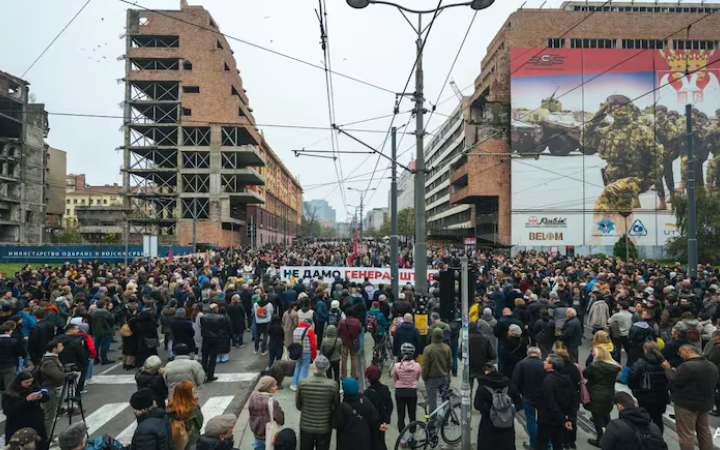 У Сербії протестують проти закону, що прискорює будівництво комплексу зятя Трампа
