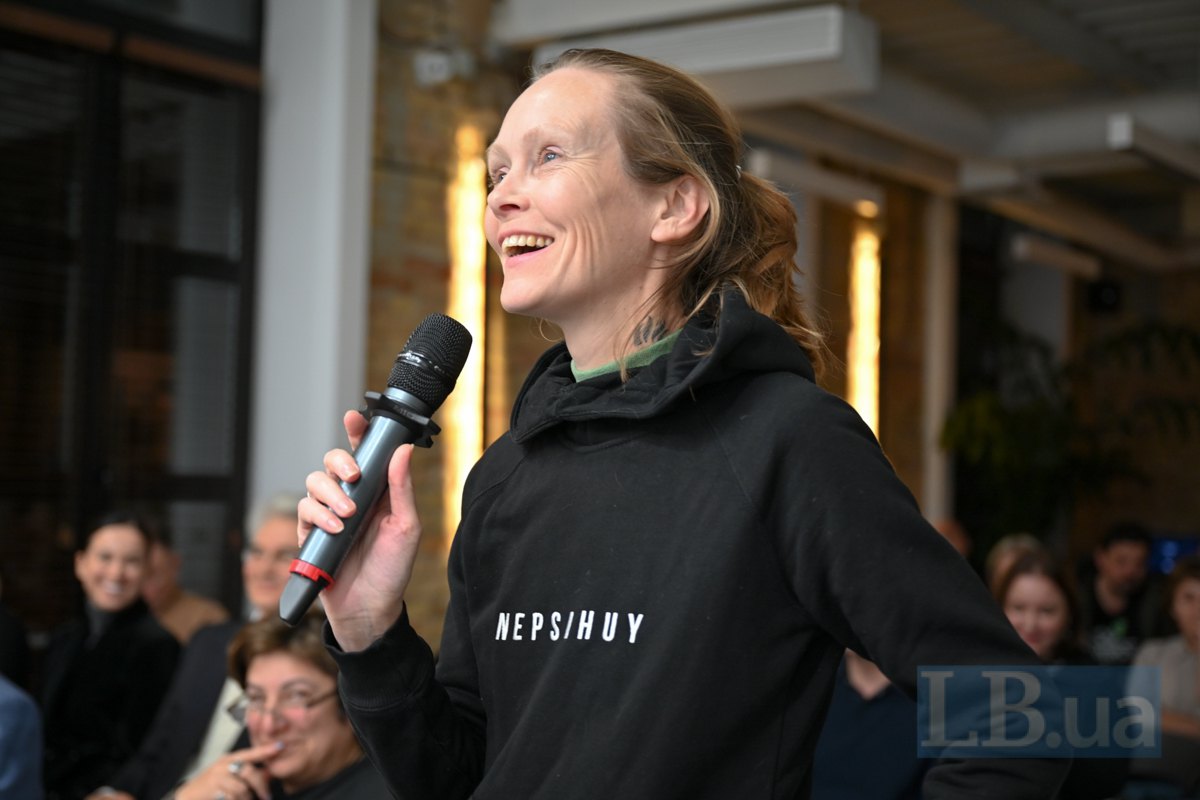 Олена Гончарук, Довженко-Центр