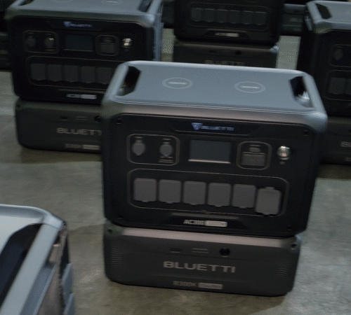 «Українська команда» передала спецпідрозділу «Артан» ГУР зарядні станції