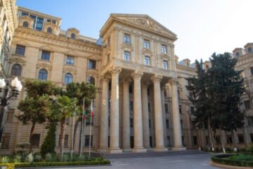 Азербайджан вручив ноту протесту послу Росії через попадання російської ракети на територію посольства Азербайджану в Києві