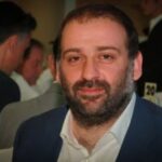 “Схеми”: Міндіч виїхав з України на львівському VIP-таксі за декілька годин до обшуків