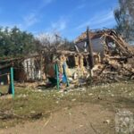 Унаслідок ударів РФ на Харківщині поранений цивільний, пошкоджені будинки та енергомережі