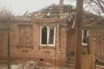 Через російські обстріли постраждали шестеро жителів Дніпропетровщини