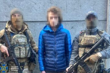 ​СБУ затримала інформатора ФСБ, який “зливав” координати ЗСУ в Костянтинівці