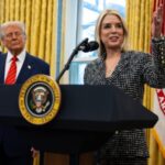 На оприлюднення “файлів Епштейна” у департамента юстиції США піде до 30 днів