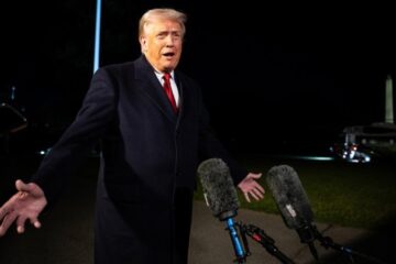 Трамп підписав закон про публікацію матеріалів справи Епштейна