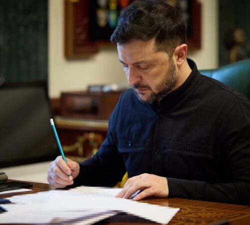 “Пункти, які можуть змінити багато”: Зеленський провів нараду з дипломатичною командою щодо досягнення достойного миру