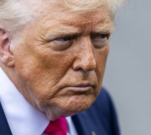 Трамп назвав газету New York Times “ворогом народу” і образив журналістів