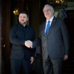 Дрони, санкції та повернення викрадених росією дітей: подробиці зустрічі Президентів України та Греції