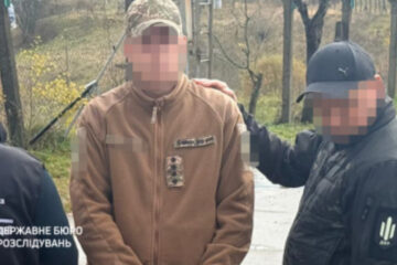 «Службове авто до кордону»: ДБР затримало командира, який вивозив ухилянтів під виглядом військових