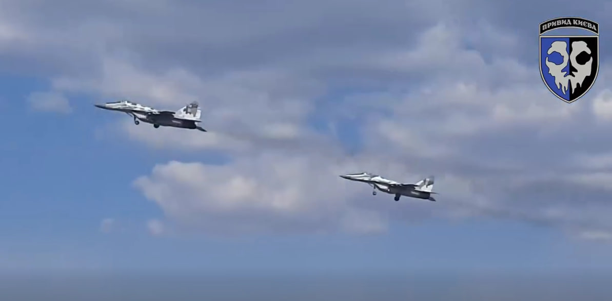 «Бойовий ритм у небі»: «Привид Києва» показав роботу пари винищувачів МіГ-29