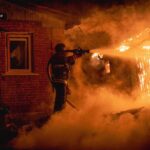 Окупанти атакували жителів Сумщини: виникли пожежі, є постраждалий