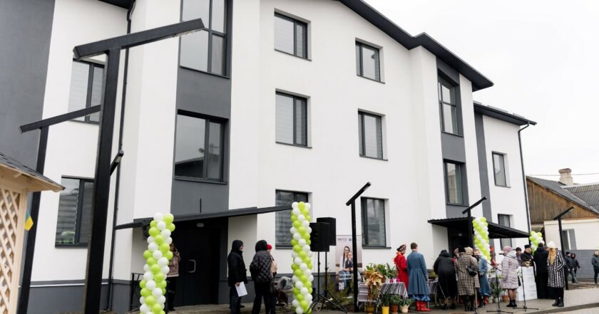 Реконструйована під житло для ВПО адміністративна будівля в Ковелі Волинської області