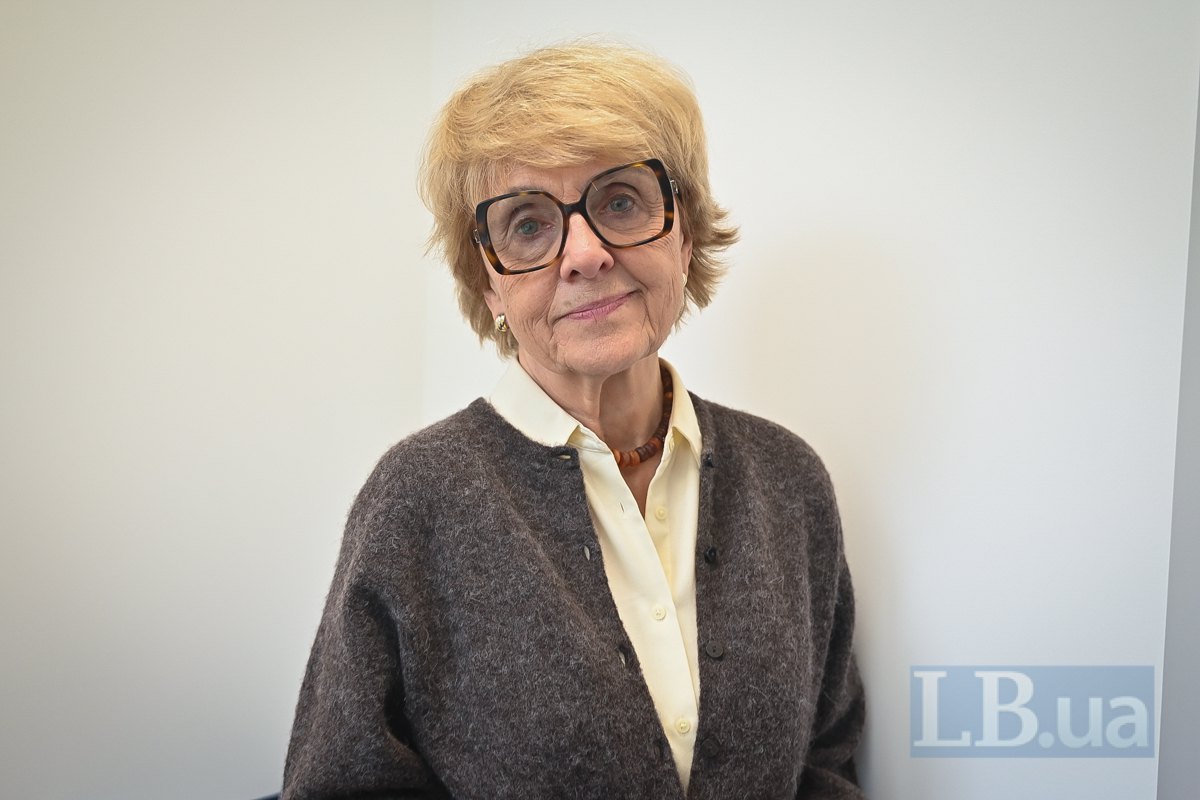 Данута Хюбнер