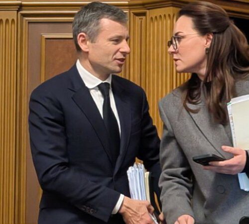 Парламент ухвалив бюджет-2026: без підвищення зарплат військовим, але з мільярдами на “стратегічні комунікації”