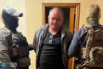 Затримали чоловіків, яких підозрюють у роботі на ворога на Ізюмському напрямку