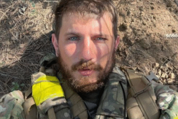 У Києві вулицю Волго-Донську перейменували на честь загиблого героя Павла Петриченка