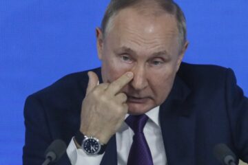 Зовнішня розвідка: на інвестфорумі у Москві Росія не підписала жодної угоди