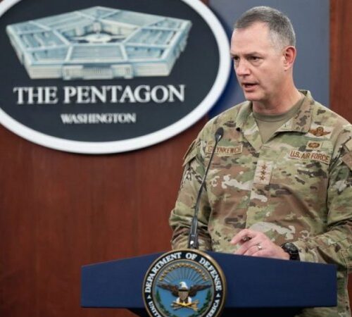 Головком об’єднаних сил НАТО у Європі вважає, що Альянс має бути готовим до зростання гібридних загроз