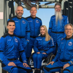 Людина в кріслі колісному вперше в історії злітала в космос